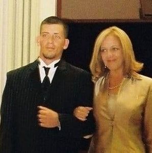 Meet your Posher, Cari